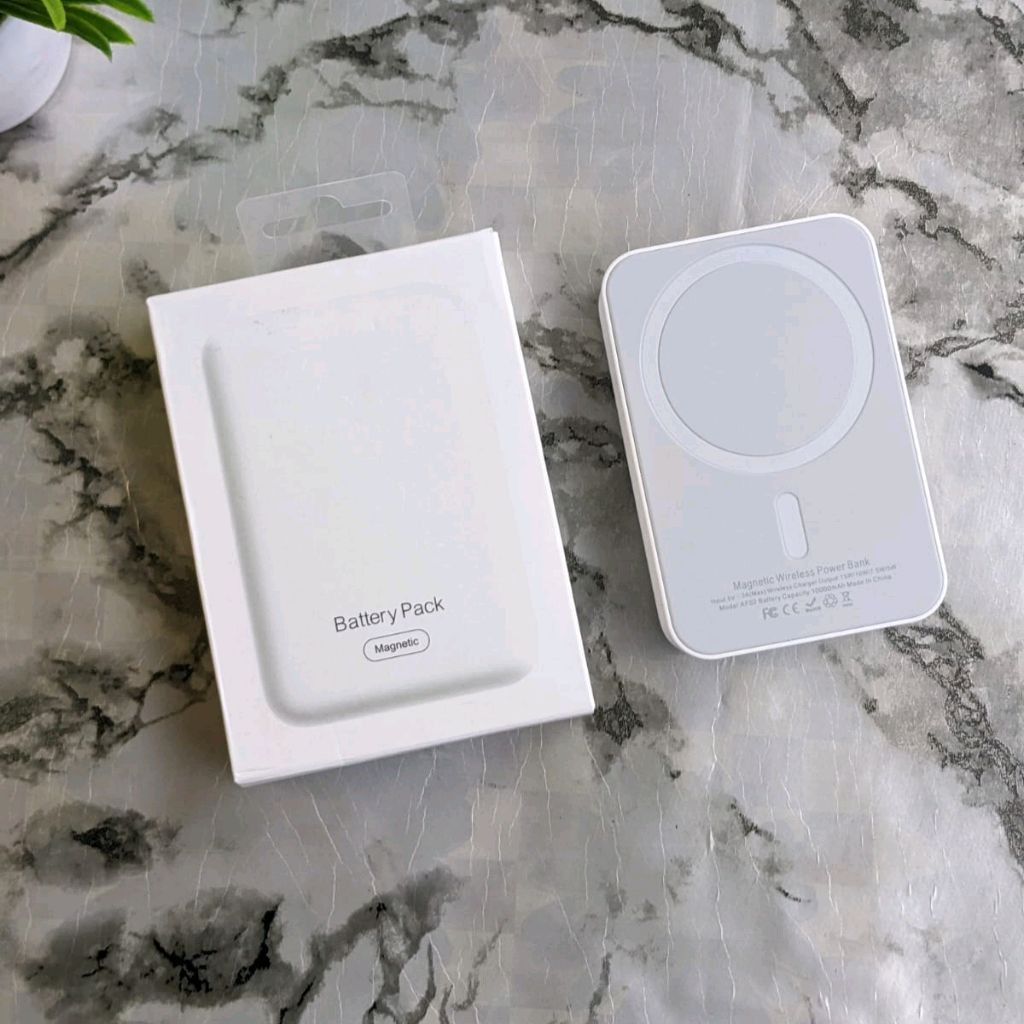 10000mAh MagSafe Wireless Power Bank – Fast Charge for iPhone | UAE