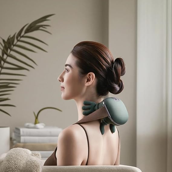Portable Bionic Heated Neck Massager – 4D Shiatsu Neck & Back Massager