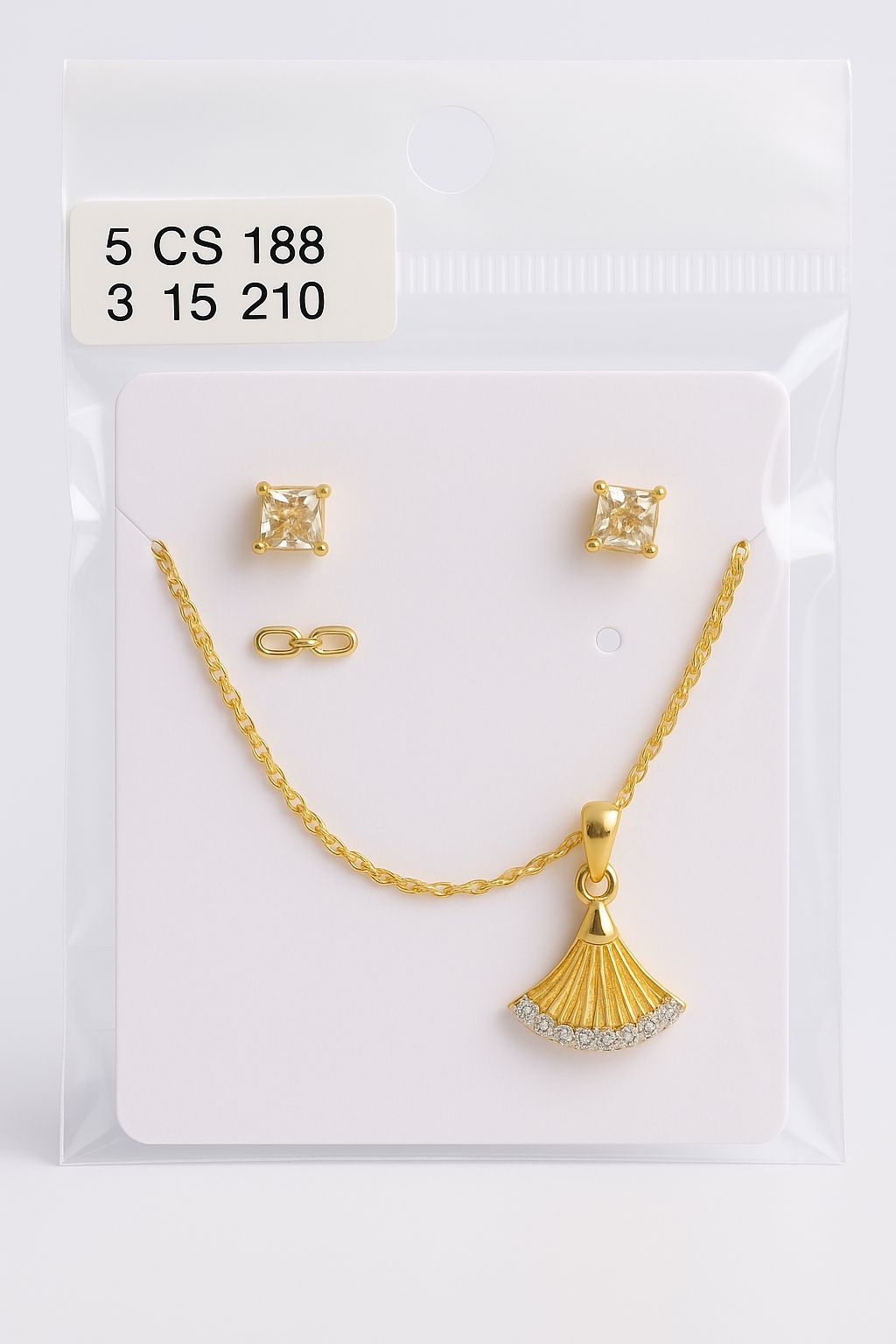 Gold Plated Fan Necklace for Women – Elegant Statement Pendant Jewelry