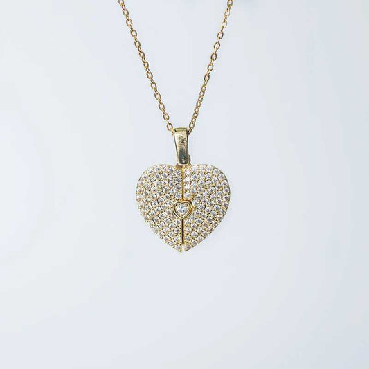 Elegant Gold Open Close Heart Necklace – 18K Gold Plated Stainless Steel Pendant with Zirconia